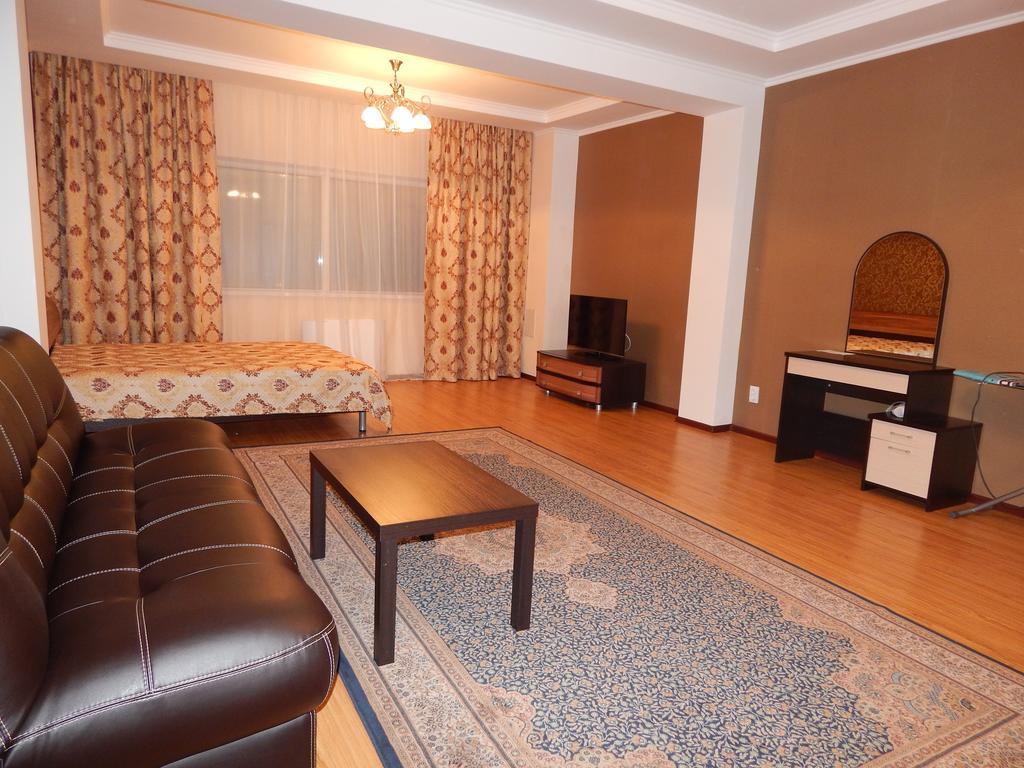 Sky House Astana Quarto foto